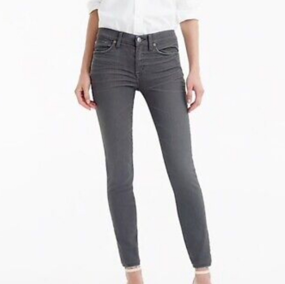 Pre-Owned J. CREW Toothpick 25w jeans * Wear pics for reference *
